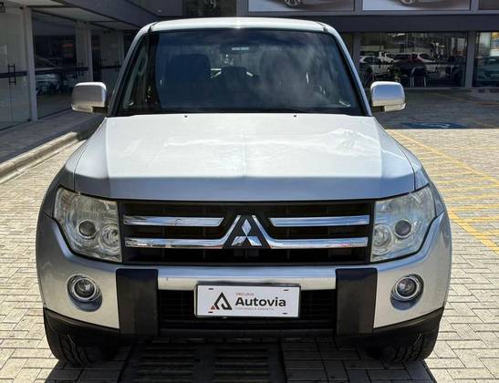 MITSUBISHI PAJERO FULL 3.2 HPE 4X4 16V TURBO INTERCOOLER DIESEL 4P AUTOMÁTICO